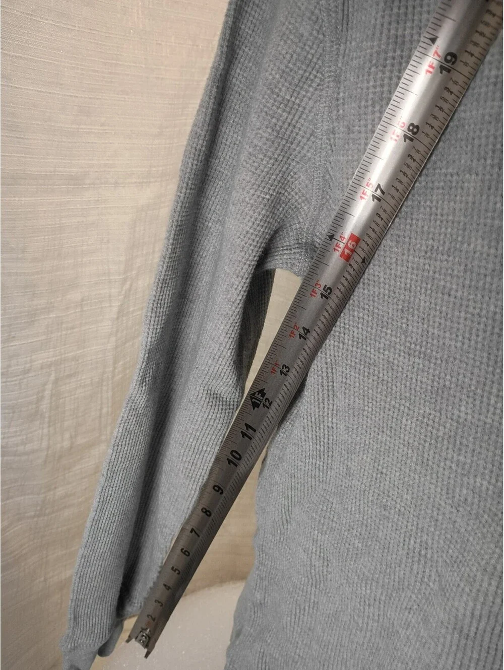 Gap Kids Boys Size XL Gray Long Sleeve Sweatshirt Used